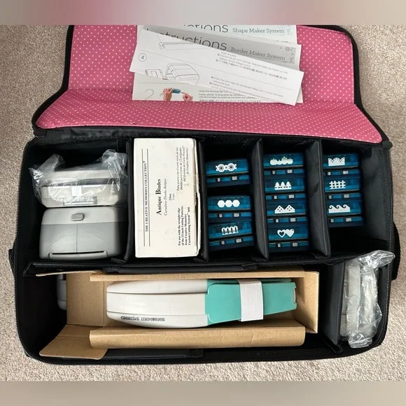 Creative Memories Shape Maker System & Creative Memories Boarder Maker System - Picture 6 of 7